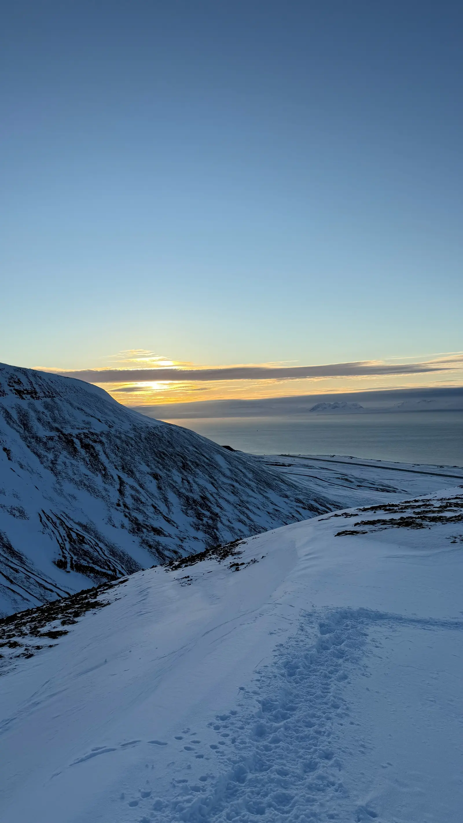 Snowmobile journey to Kapp Schollin – 3