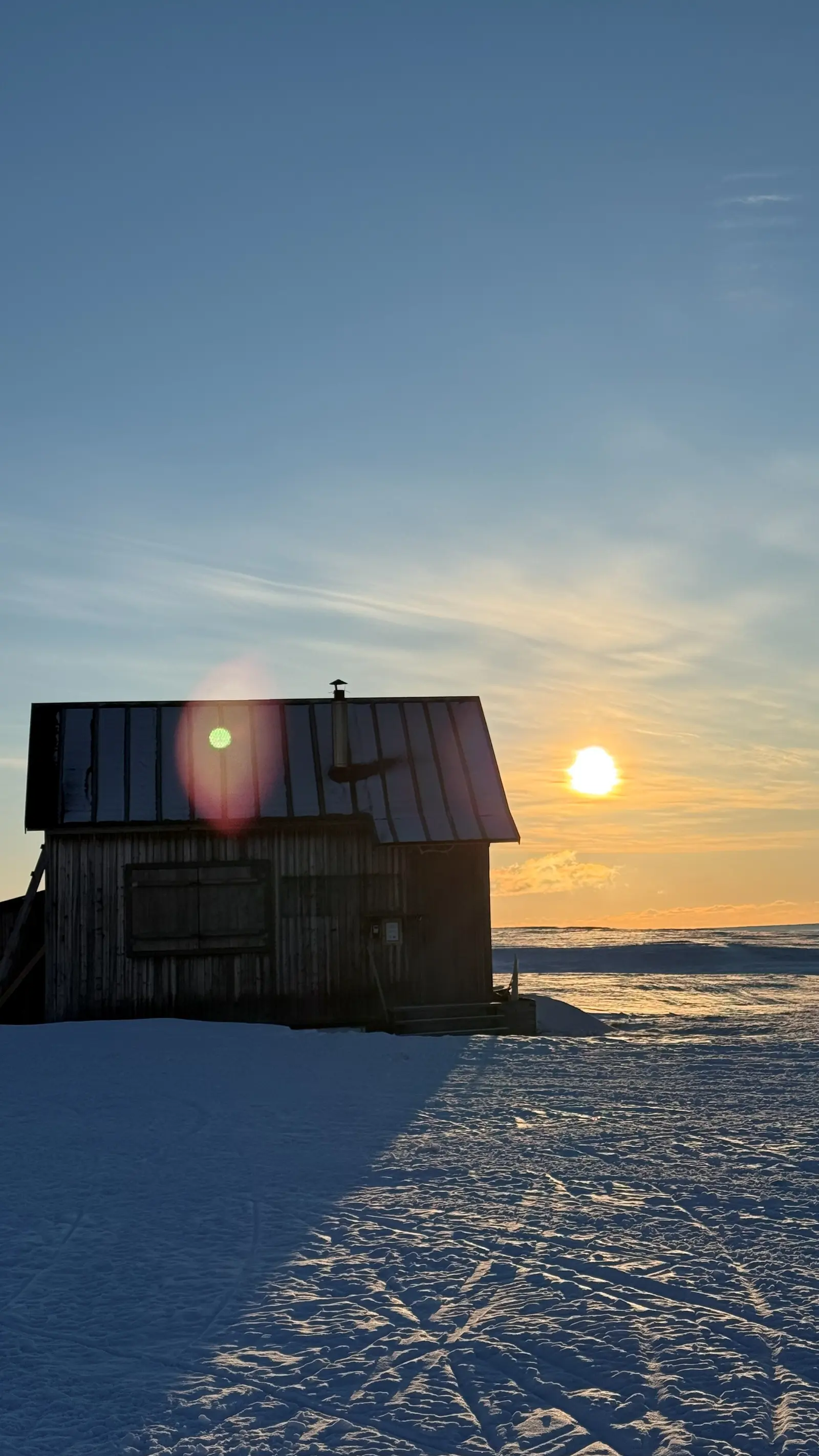 Snowmobile adventure to Tempelfjorden – 1