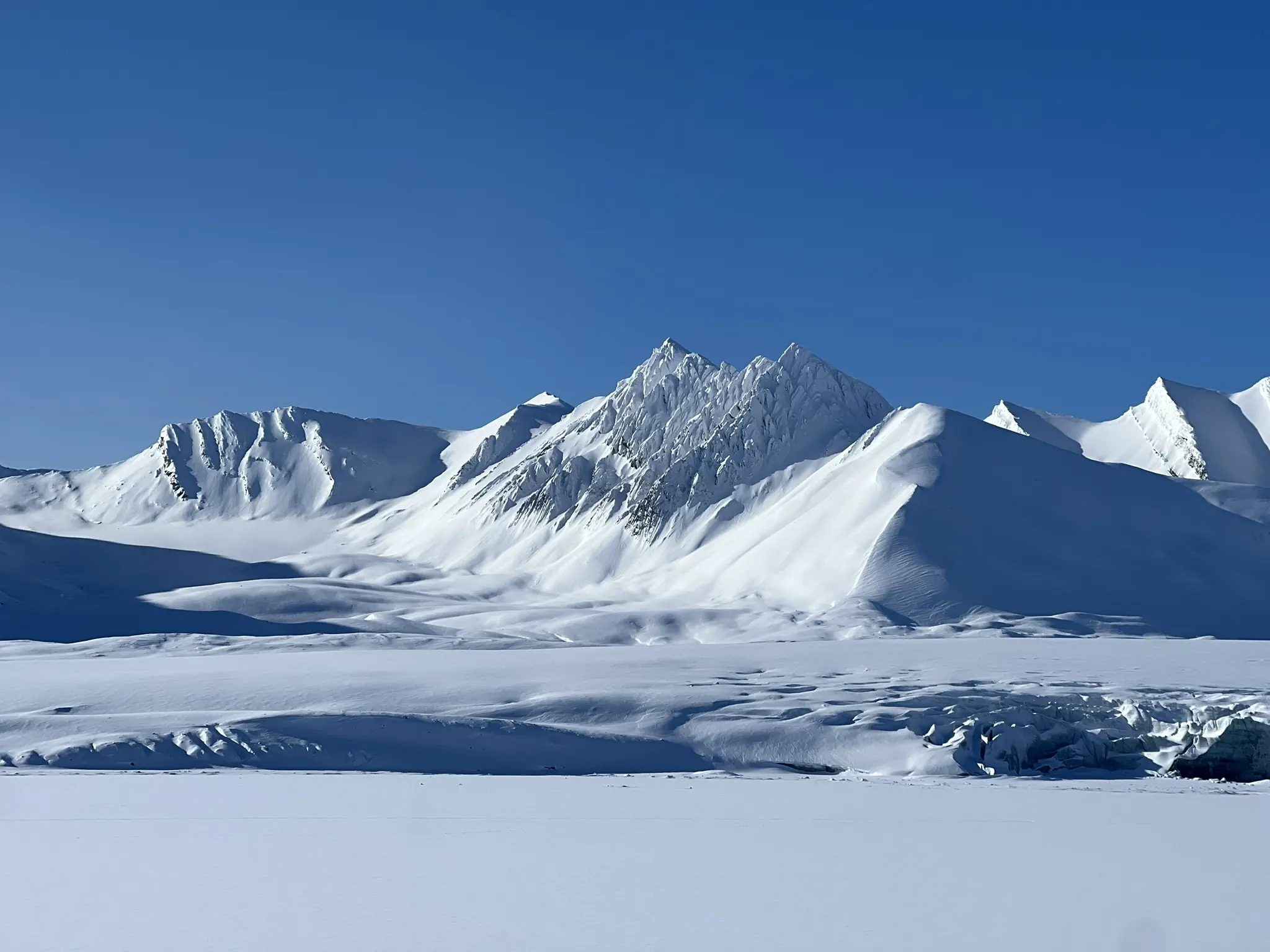 Snowmobile journey to Kapp Schollin