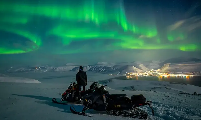 Nordlysfred på snøscooter – 1